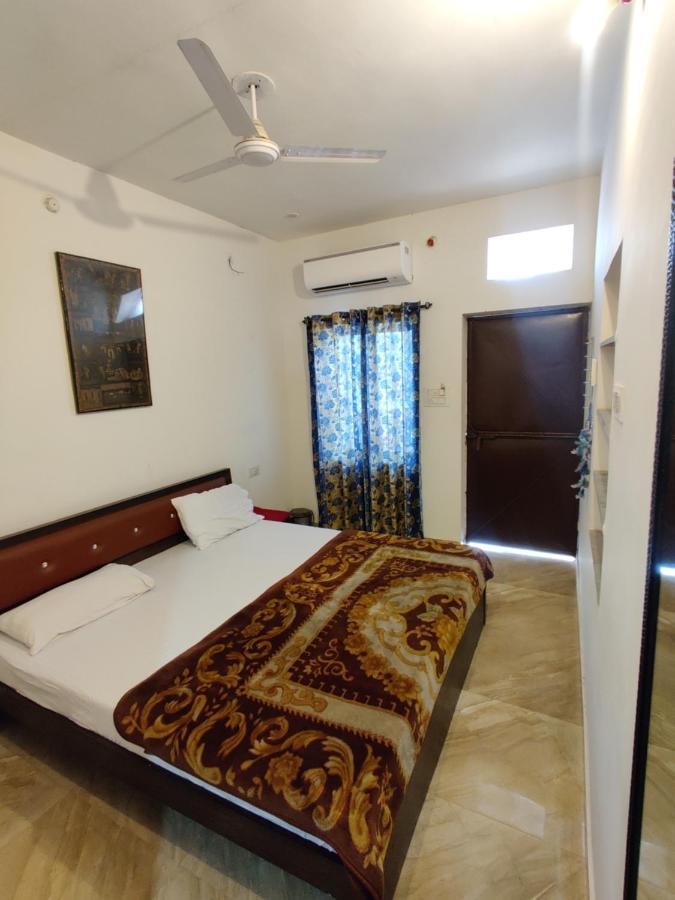 Varah Square Guest House 푸쉬카르 외부 사진