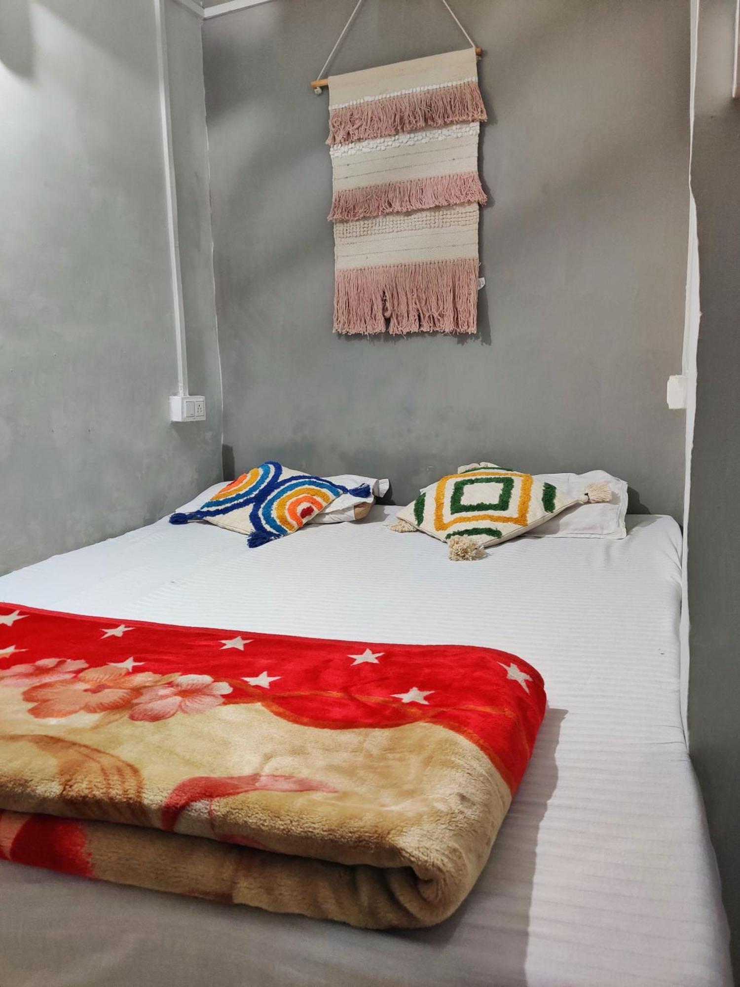 Varah Square Guest House 푸쉬카르 객실 사진