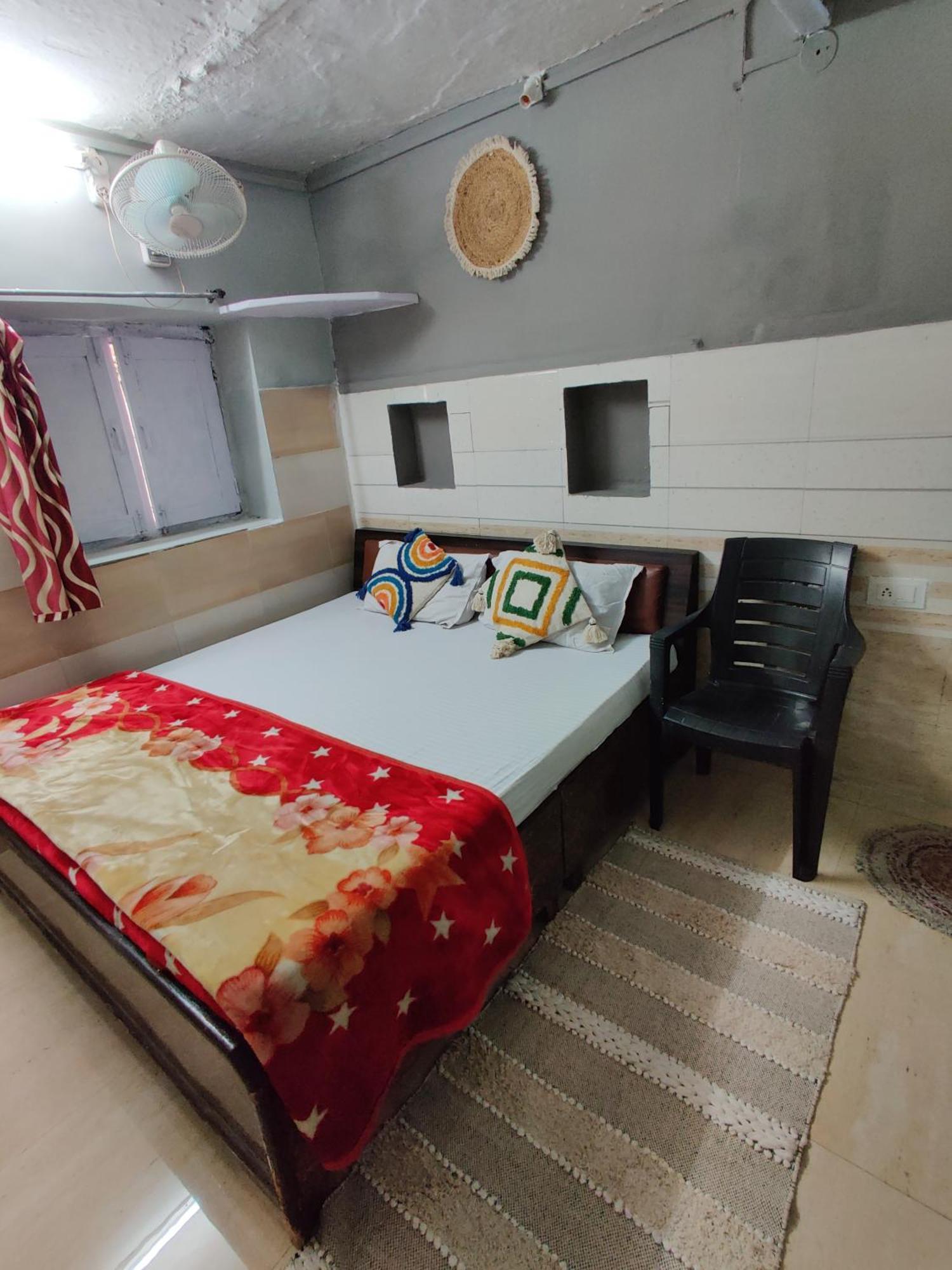 Varah Square Guest House 푸쉬카르 객실 사진
